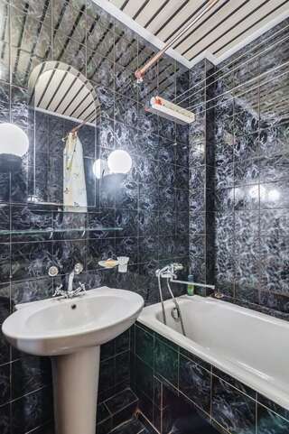 Апартаменты Apartment - Sobornyi Prospekt 97 Запорожье Апартаменты с балконом-5
